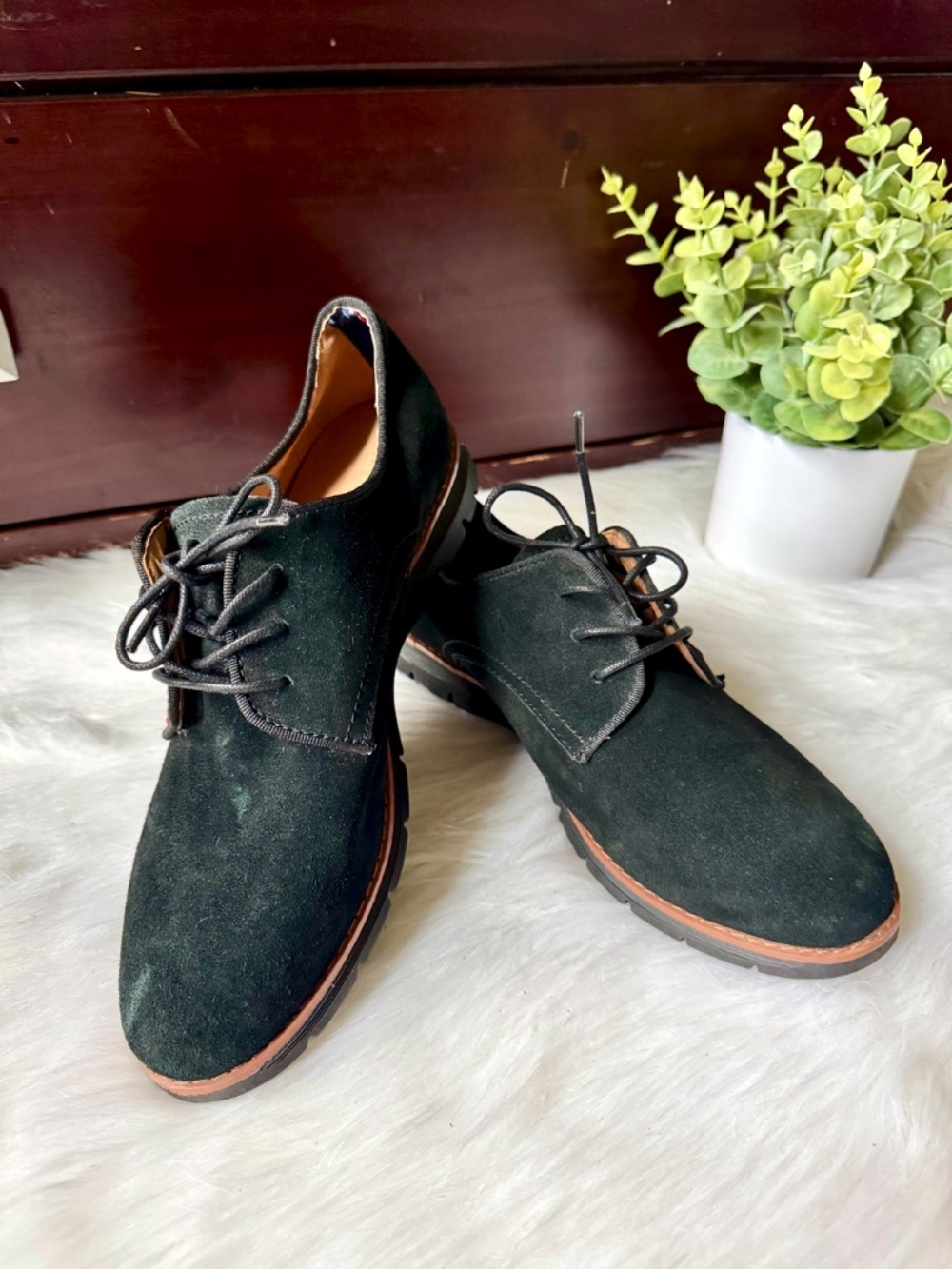 Tommy Hilfiger Women's Black Suede Oxford Shoes TW TAXI Lightweight‎ Comfort